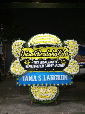 Papan Bunga Duka di Pangandaran